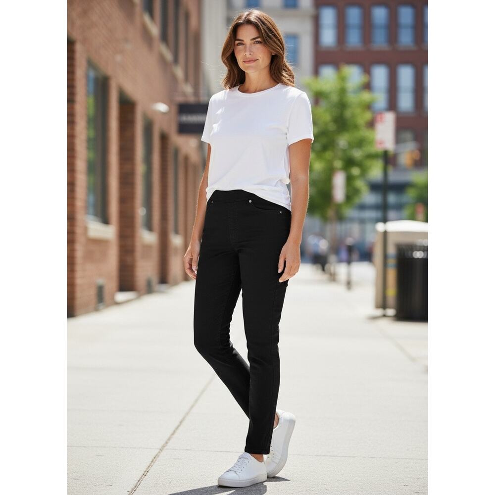 Simply Vera-Vera Wang Black Jeggings Size Large NWT (2 available)